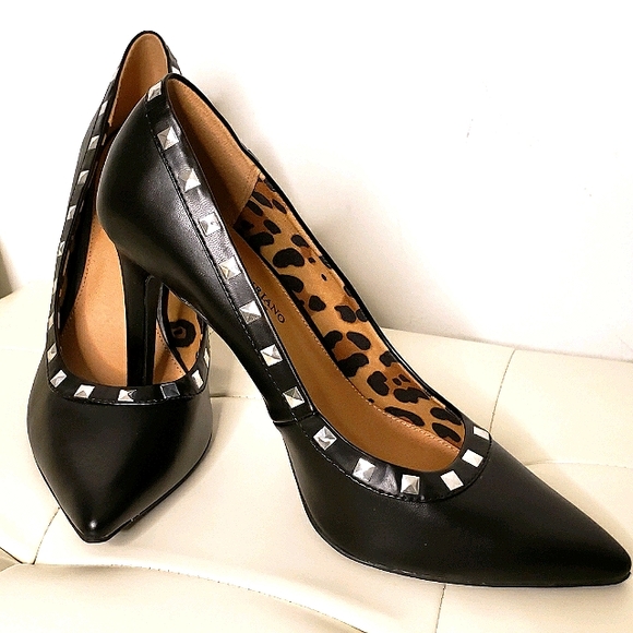 Christian Siriano - Picture 1 of 4